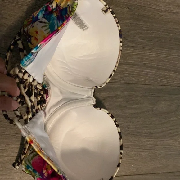💕Victoria Secret Bikini Top 💕 - Picture 5 of 7